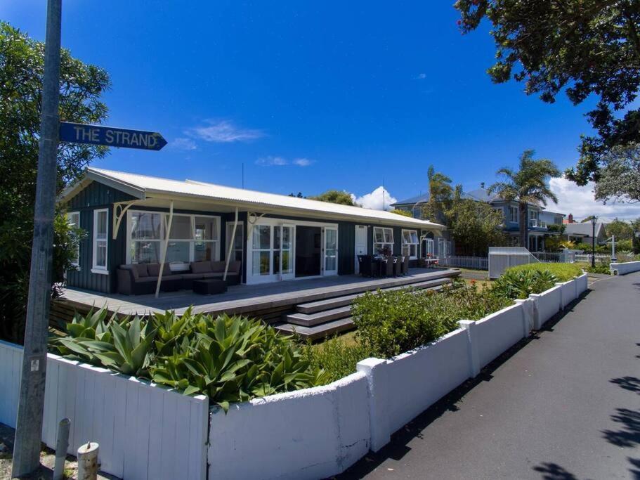 Last On The Strand, Russell - The Boathouse ภายนอก รูปภาพ